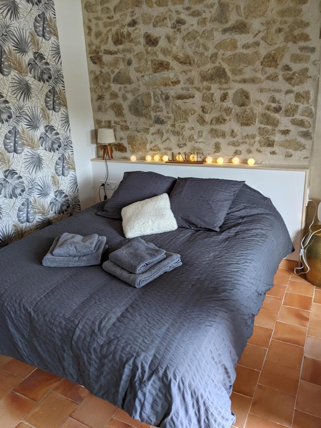 Le Moulin Du Fresne, Chambres D'Hotes Gourgé Kültér fotó